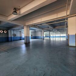 Lorong 8 Toa Payoh (D12), Factory #596421971